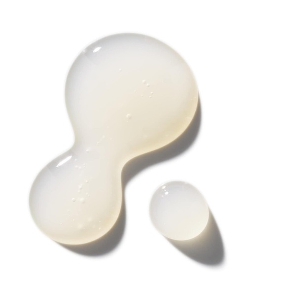 🌿 FRESH Black Tea Firming Corset Serum - Picture 2 of 6